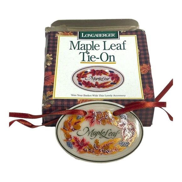 LONGABERGER MAPLE LEAF TIE-ON - ITEM 32999 New In The Box Fall Autumn Basket - Picture 1 of 5